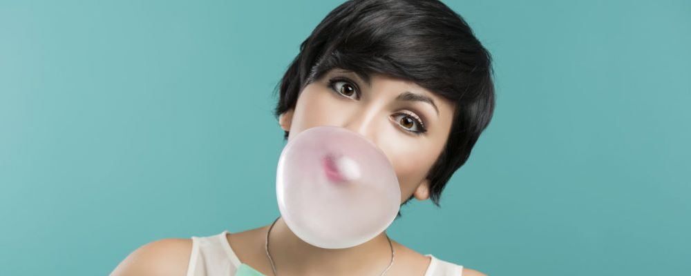 嚼口香糖减肥 不仅瘦脸还能瘦身 嚼口香糖减肥 嚼口香糖能减肥吗 嚼口香糖的好处有哪些